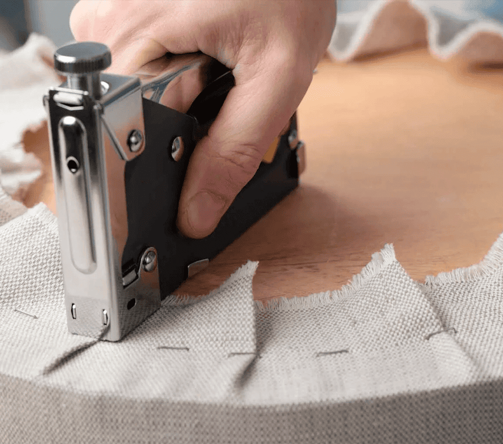 перетяжка мебели на дому